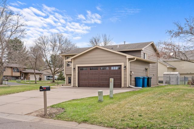 6709 110th Avenue N, Champlin, MN 55316