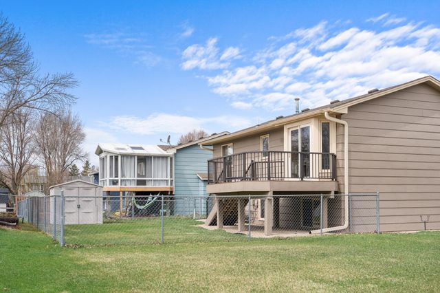 6709 110th Avenue N, Champlin, MN 55316