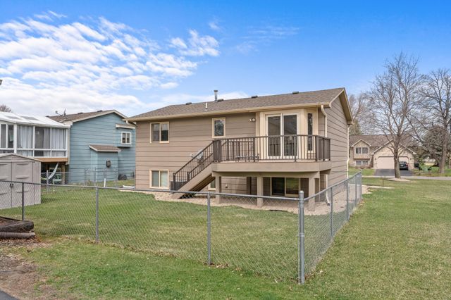 6709 110th Avenue N, Champlin, MN 55316