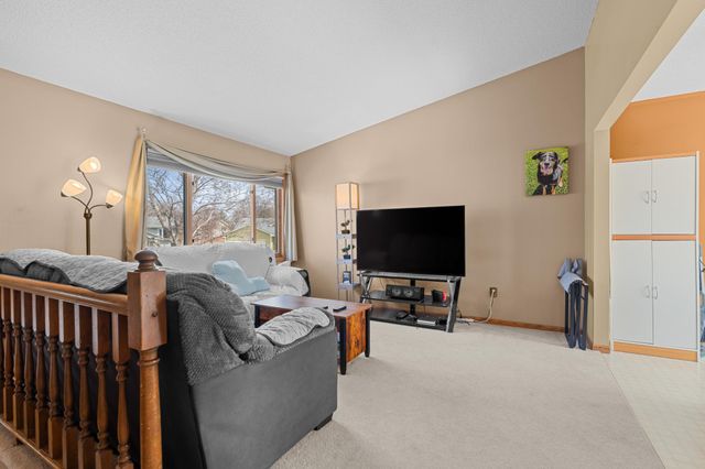 6709 110th Avenue N, Champlin, MN 55316