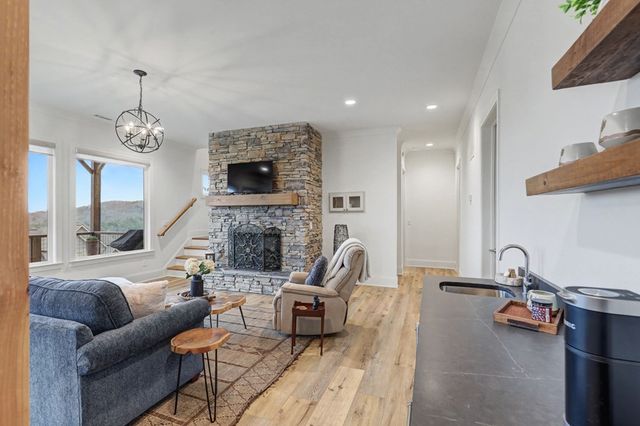 104 Sunset View, Blairsville, GA 30512