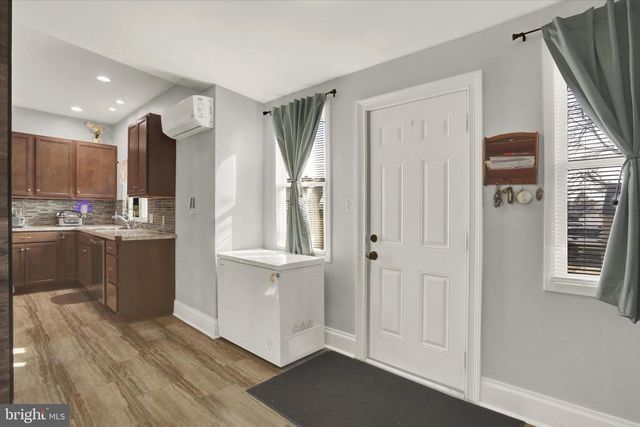 559 N BEDFORD STREET, Carlisle, PA 17013