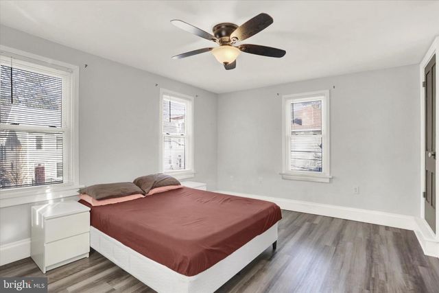 559 N BEDFORD STREET, Carlisle, PA 17013