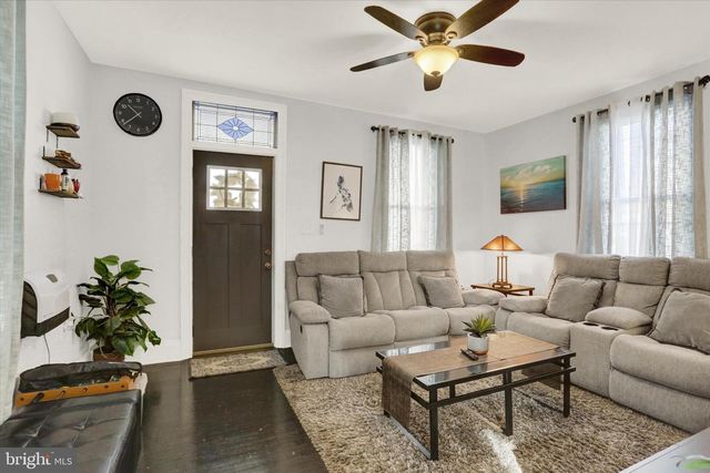 559 N BEDFORD STREET, Carlisle, PA 17013