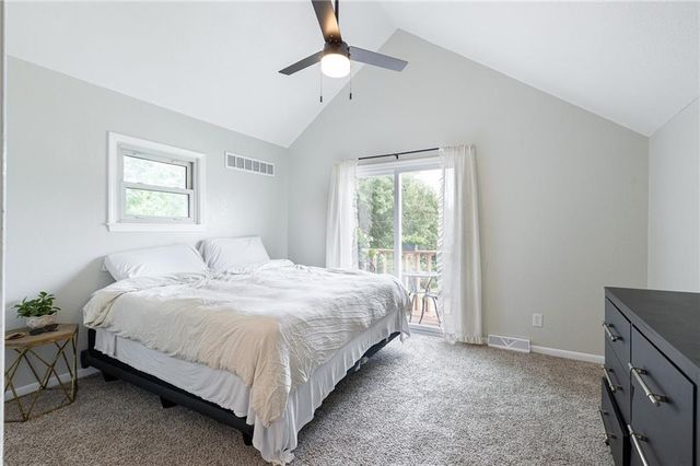 124 Johnson Road, Liberty, MO 64068
