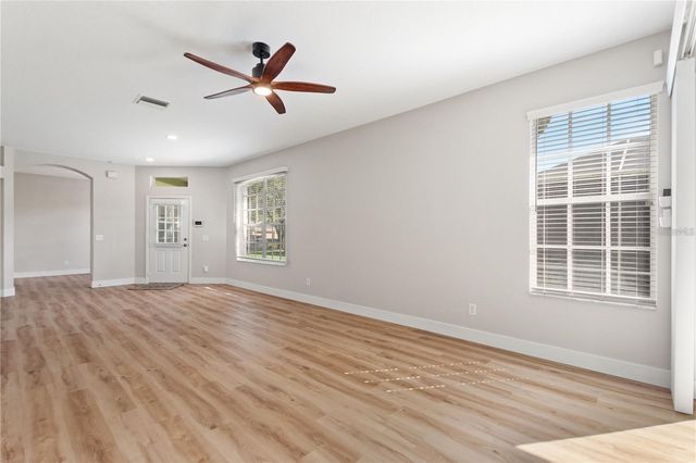 8623 SNOWY OWL WAY, Tampa, FL 33647