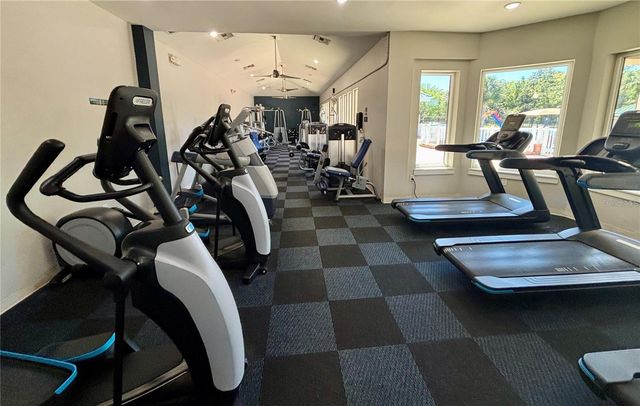 8623 SNOWY OWL WAY, Tampa, FL 33647