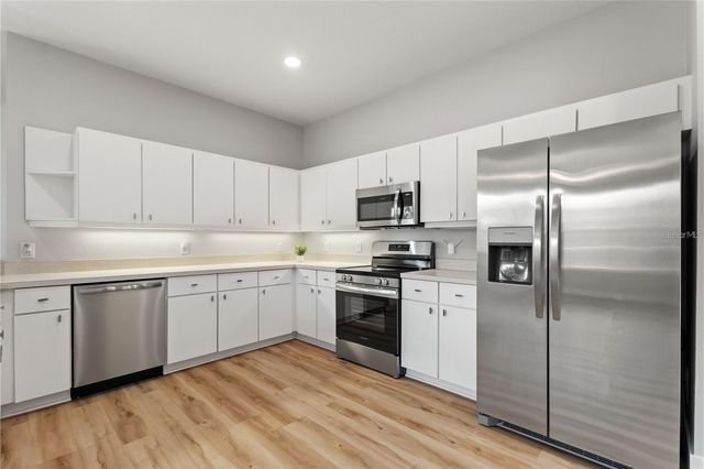 8623 SNOWY OWL WAY, Tampa, FL 33647