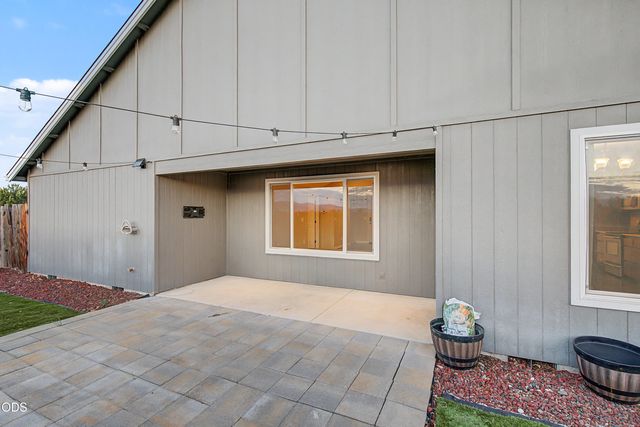 8360 Kyra Lane, White City, OR 97503