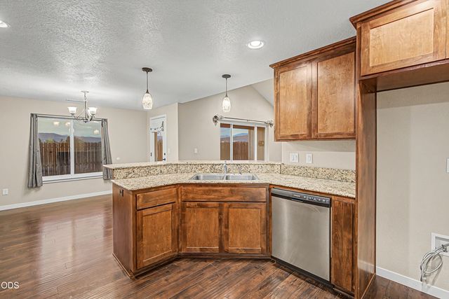 8360 Kyra Lane, White City, OR 97503