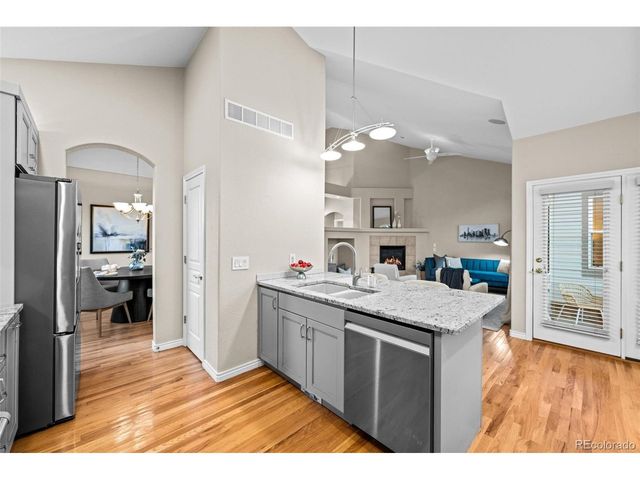 7510 Loveland Cir, Arvada, CO 80007