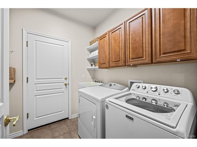 7510 Loveland Cir, Arvada, CO 80007