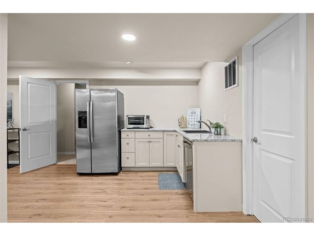 7510 Loveland Cir, Arvada, CO 80007