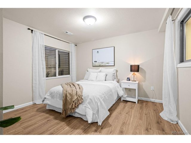 7510 Loveland Cir, Arvada, CO 80007