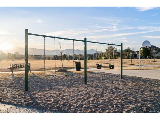 7510 Loveland Cir, Arvada, CO 80007