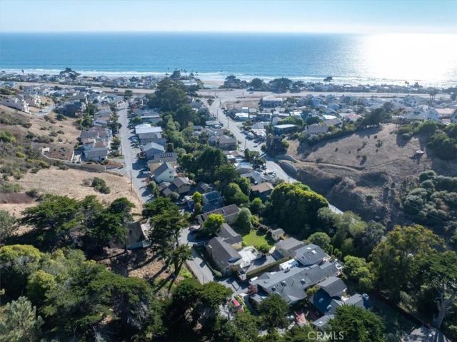 475 Hacienda Drive, Cayucos, CA 93430