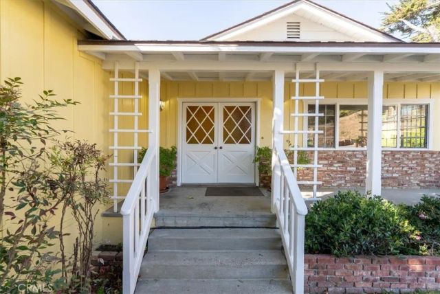 475 Hacienda Drive, Cayucos, CA 93430