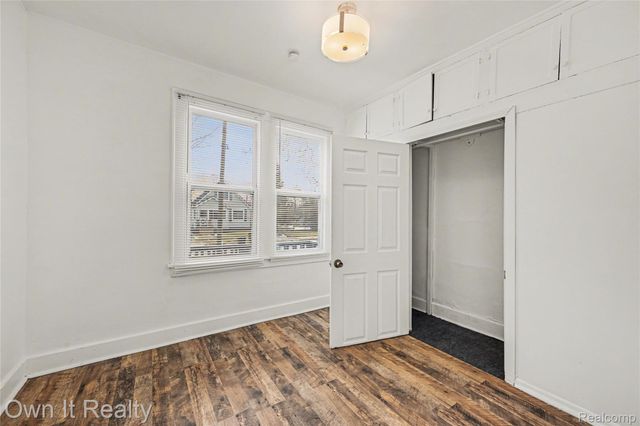 6065 Plainview Avenue, Detroit, MI 48228