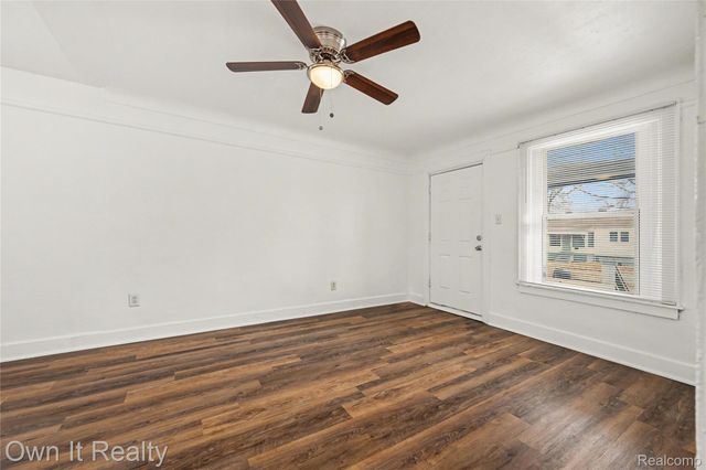 6065 Plainview Avenue, Detroit, MI 48228