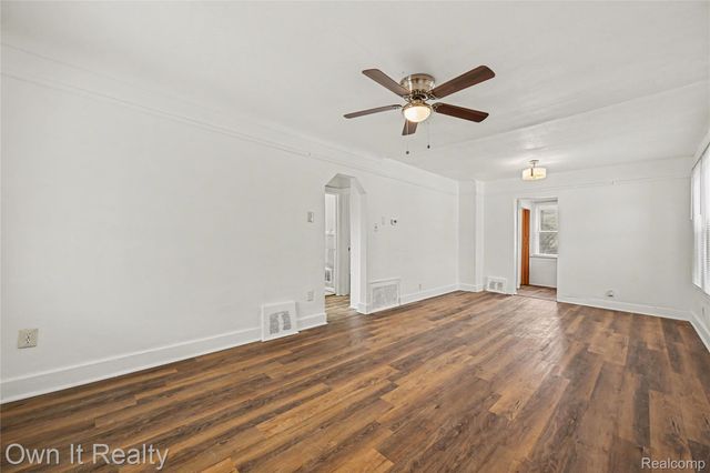 6065 Plainview Avenue, Detroit, MI 48228