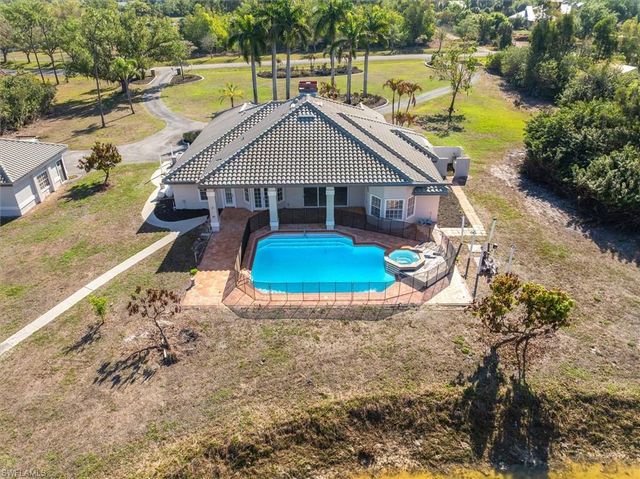 15200 Sweetwater CT, Fort Myers, FL 33912