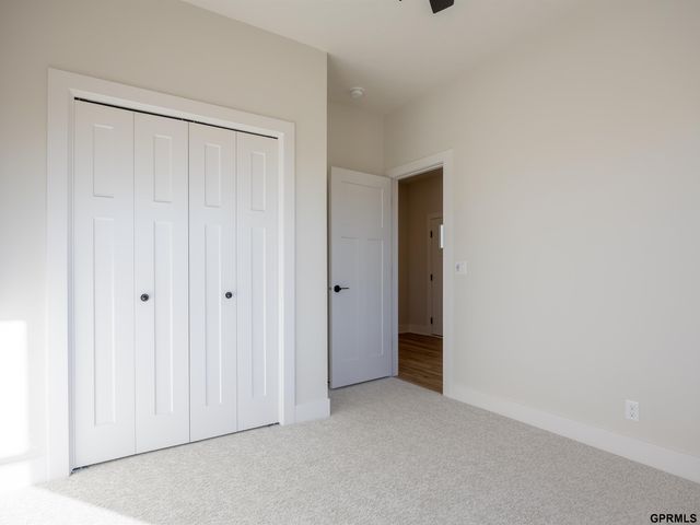 21706 Parkview Drive, Gretna, NE 68028