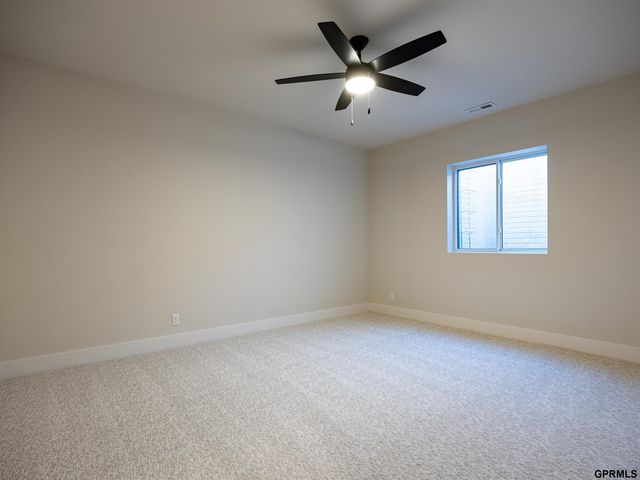 21706 Parkview Drive, Gretna, NE 68028