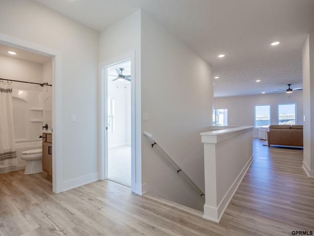 21706 Parkview Drive, Gretna, NE 68028