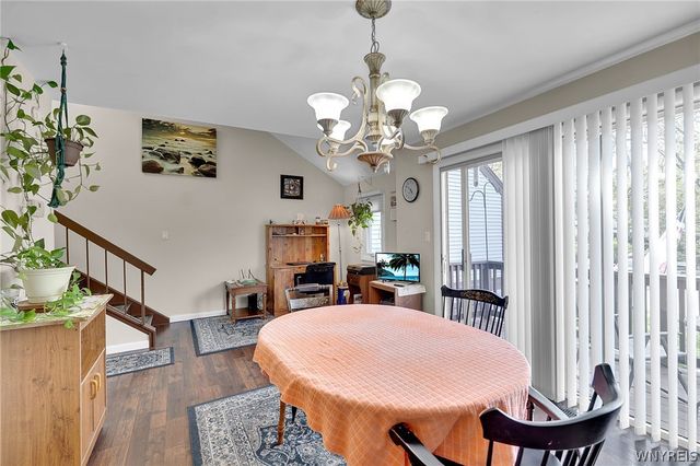 252 Old Meadow Drive, Amherst, NY 14051