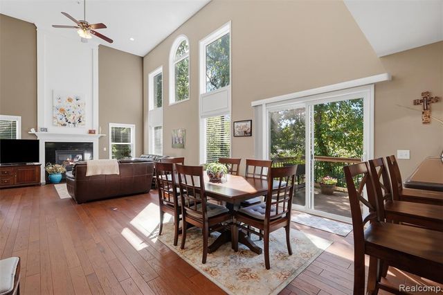 4622 Spring Mountain Drive, Brighton, MI 48116