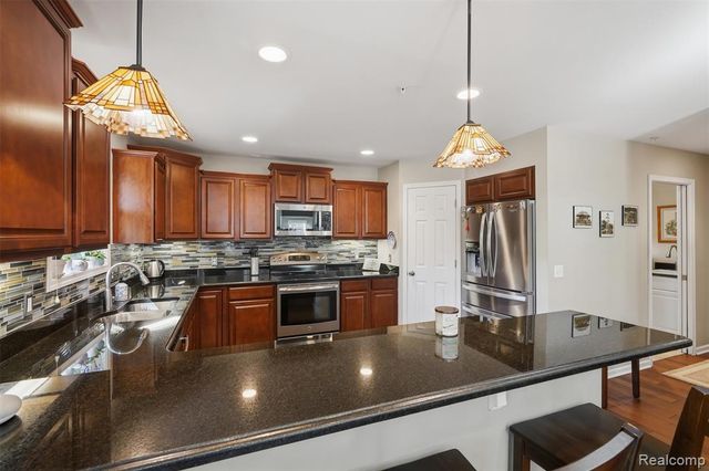 4622 Spring Mountain Drive, Brighton, MI 48116