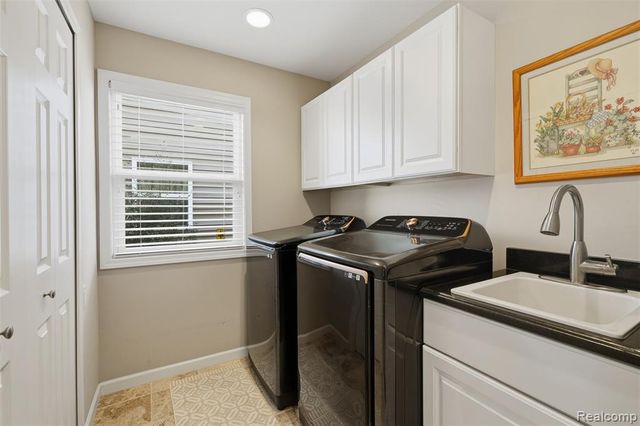 4622 Spring Mountain Drive, Brighton, MI 48116