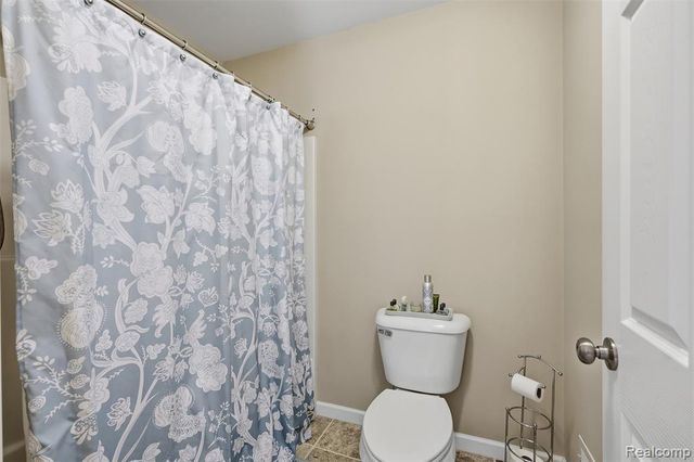 4622 Spring Mountain Drive, Brighton, MI 48116