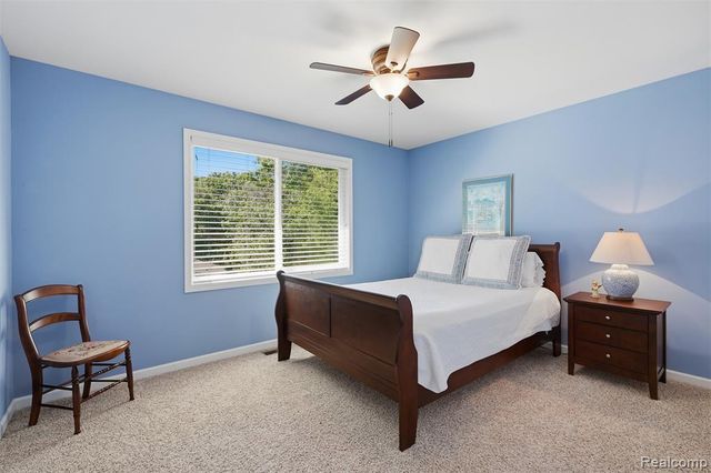 4622 Spring Mountain Drive, Brighton, MI 48116