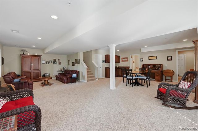 4622 Spring Mountain Drive, Brighton, MI 48116