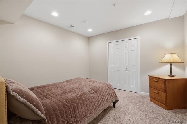 4622 Spring Mountain Drive, Brighton, MI 48116
