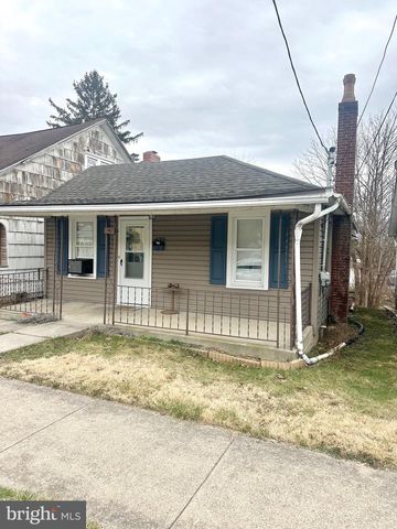 622 W 5TH ST, Lewistown, PA 17044