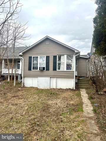 622 W 5TH ST, Lewistown, PA 17044