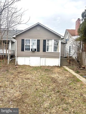 622 W 5TH ST, Lewistown, PA 17044