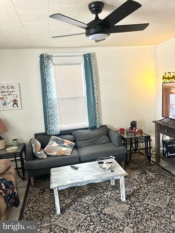 622 W 5TH ST, Lewistown, PA 17044