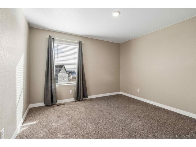 15748 Syracuse Ct, Thornton, CO 80602