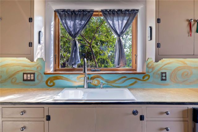 27 San Marcos Road W, Santa Fe, NM 87508