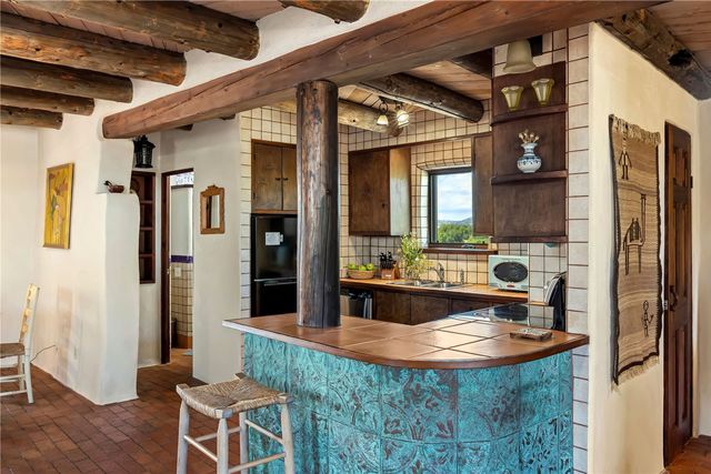 27 San Marcos Road W, Santa Fe, NM 87508