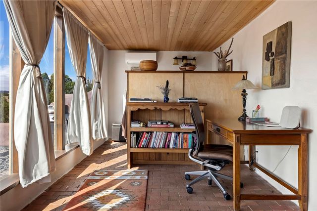 27 San Marcos Road W, Santa Fe, NM 87508