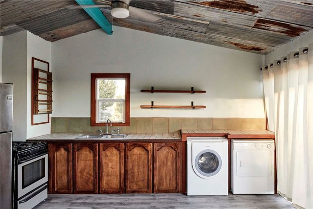 27 San Marcos Road W, Santa Fe, NM 87508