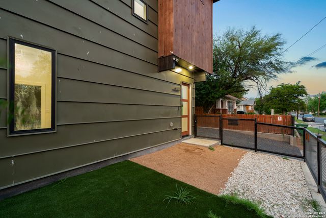 107 Harding Place #101, San Antonio, TX 78203