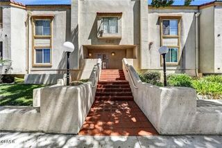 430 N Holliston Avenue 103, Pasadena, CA 91106