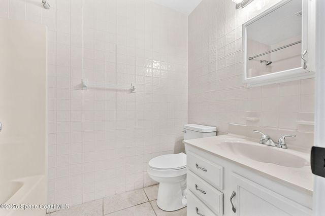 215 Hagerstown Street SW, Palm Bay, FL 32908