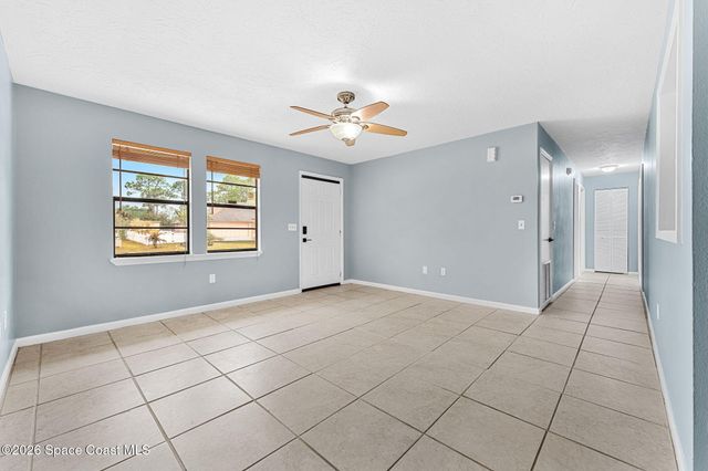 215 Hagerstown Street SW, Palm Bay, FL 32908