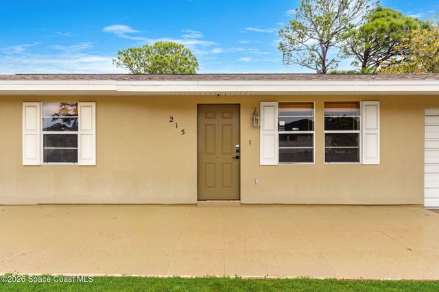 215 Hagerstown Street SW, Palm Bay, FL 32908